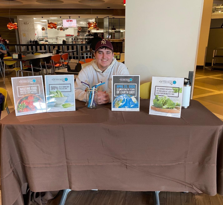 Mike Howell, a senior marketing major, helps with Gourmet Dinings green initiative. The initiative is a push make the dining services on campus more eco-friendly. - Staff Writer / Maggie Leenas